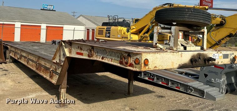 image for item DR2634 1991 Trail King  TK70HT462 drop deck hydraulic tail equipment trailer