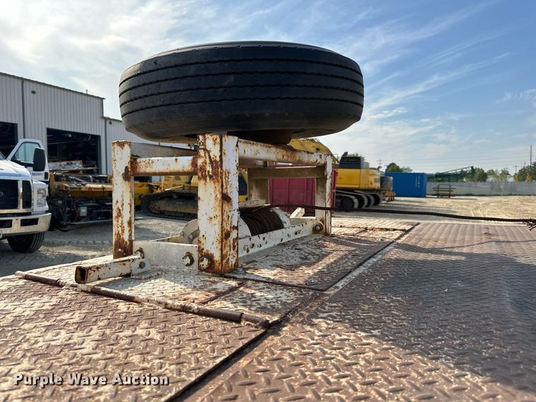 image for item DR2634 1991 Trail King  TK70HT462 drop deck hydraulic tail equipment trailer