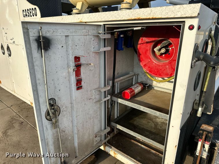 image for item DR2649 2016 Dodge  Ram 5500HD utility / service truck