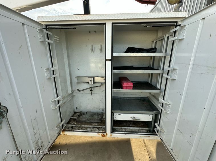 image for item DR2649 2016 Dodge  Ram 5500HD utility / service truck