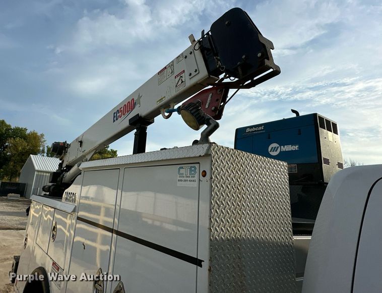 image for item DR2649 2016 Dodge  Ram 5500HD utility / service truck