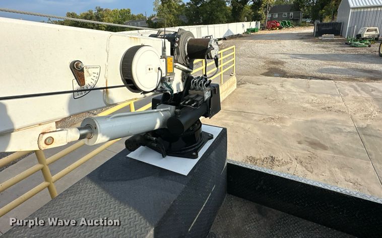 image for item DR2649 2016 Dodge  Ram 5500HD utility / service truck