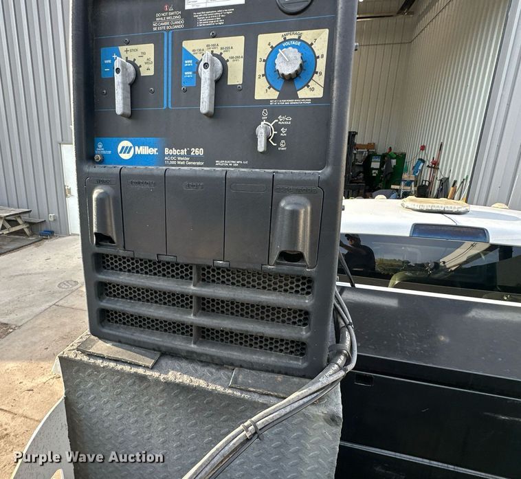 image for item DR2649 2016 Dodge  Ram 5500HD utility / service truck