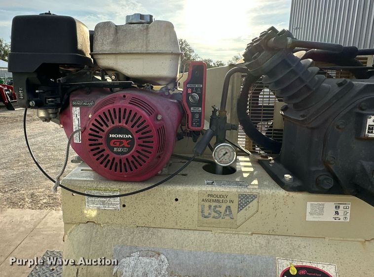 image for item DR2649 2016 Dodge  Ram 5500HD utility / service truck