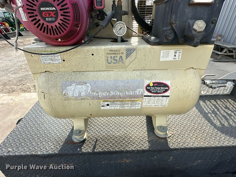 image for item DR2649 2016 Dodge  Ram 5500HD utility / service truck