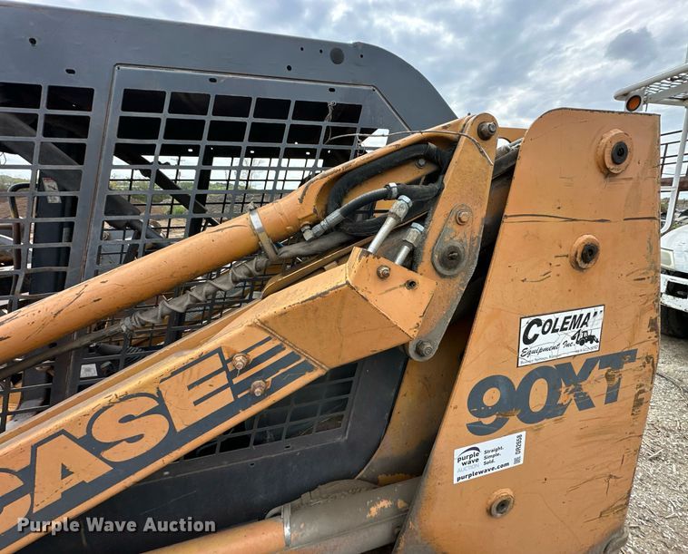 image for item DR2658 1997 Case  90XT skid steer loader