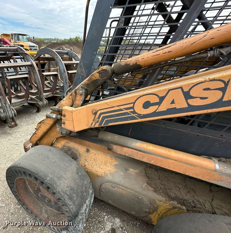 image for item DR2658 1997 Case  90XT skid steer loader