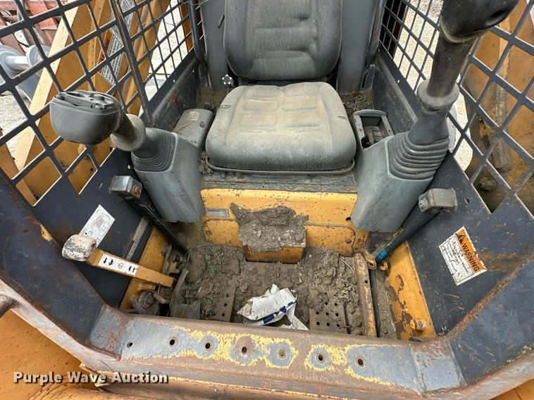 image for item DR2658 1997 Case  90XT skid steer loader