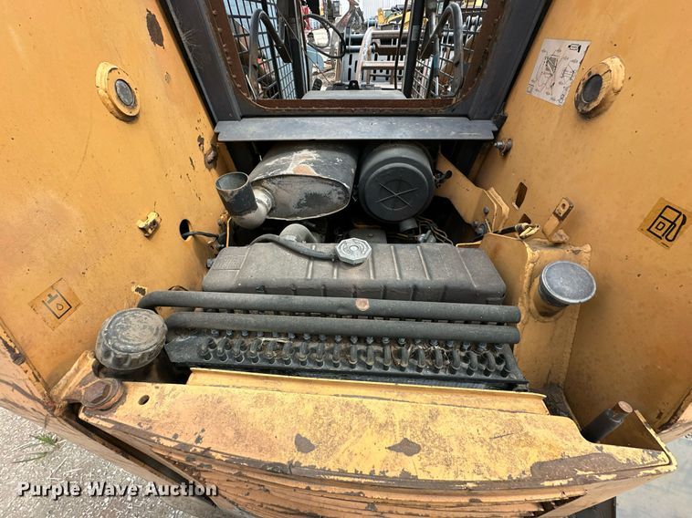 image for item DR2658 1997 Case  90XT skid steer loader