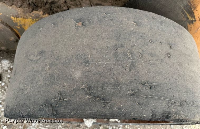 image for item DR2658 1997 Case  90XT skid steer loader