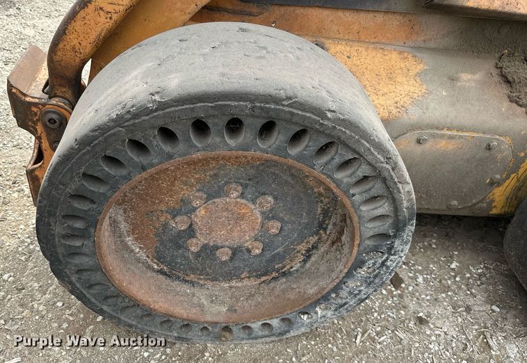 image for item DR2658 1997 Case  90XT skid steer loader