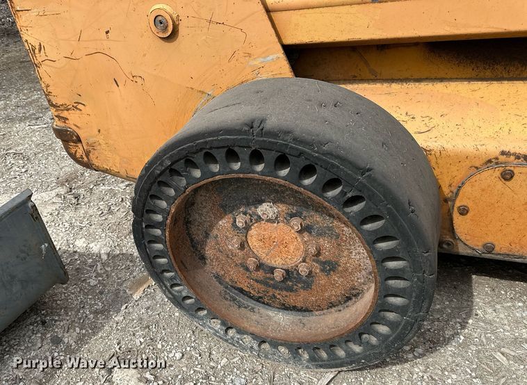 image for item DR2658 1997 Case  90XT skid steer loader