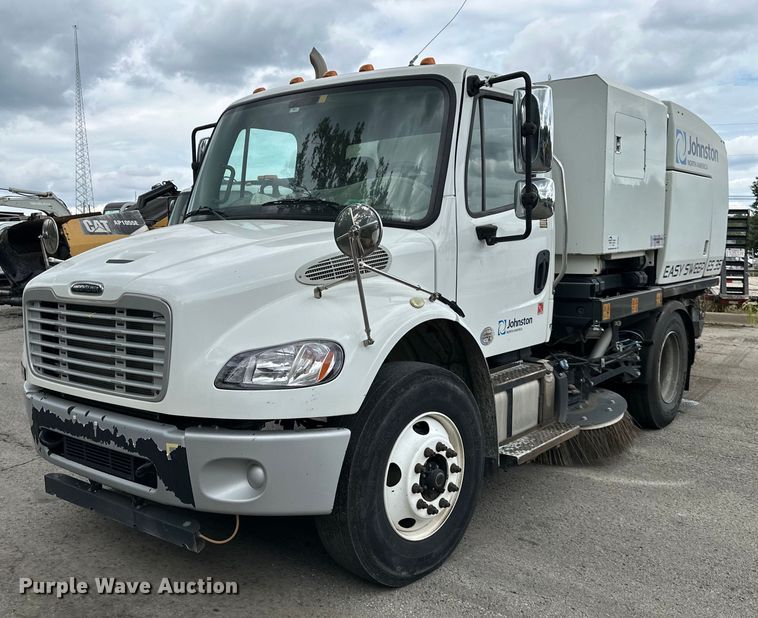 image for item DR2659 2017 Freightliner  M2 street sweeper truck