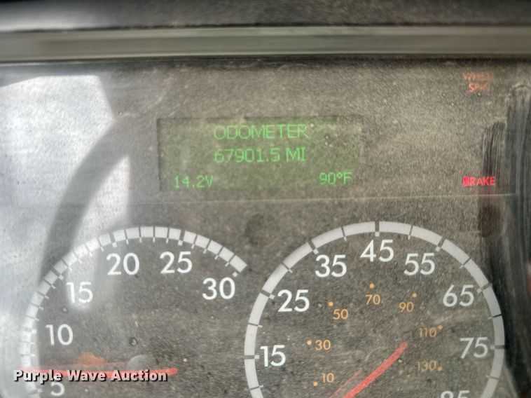 image for item DR2659 2017 Freightliner  M2 street sweeper truck