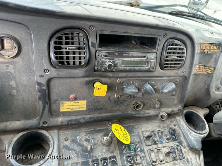 image for item DR2659 2017 Freightliner  M2 street sweeper truck