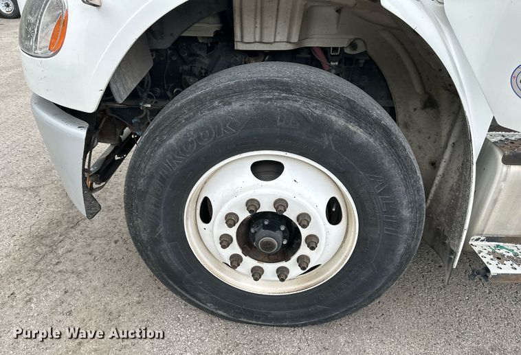 image for item DR2659 2017 Freightliner  M2 street sweeper truck