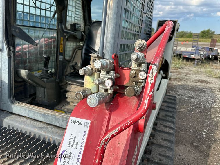 image for item DR2661 2015 Takeuchi  TL12 tracked skid steer loader