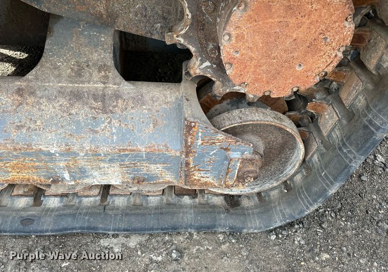 image for item DR2661 2015 Takeuchi  TL12 tracked skid steer loader