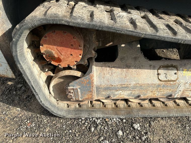 image for item DR2661 2015 Takeuchi  TL12 tracked skid steer loader