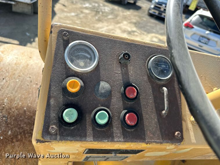 image for item DR2663 1992 Bomag BW172 single drum vibratory roller