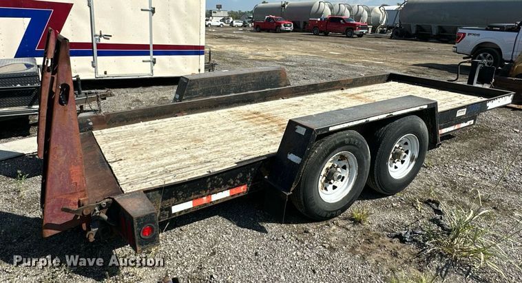 image for item DR2664 2005 Towmaster  T-10P equipment trailer