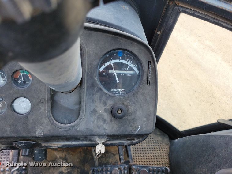 image for item DR4392 1973 John Deere 4630 tractor