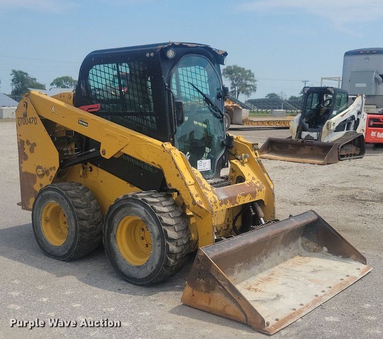 image for item DR4403 2019 Caterpillar 236D3 skid steer loader