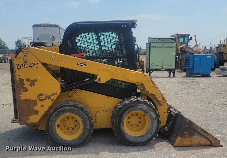 image for item DR4403 2019 Caterpillar 236D3 skid steer loader