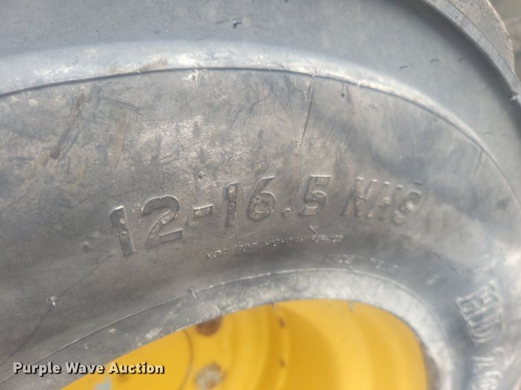 image for item DR4403 2019 Caterpillar 236D3 skid steer loader