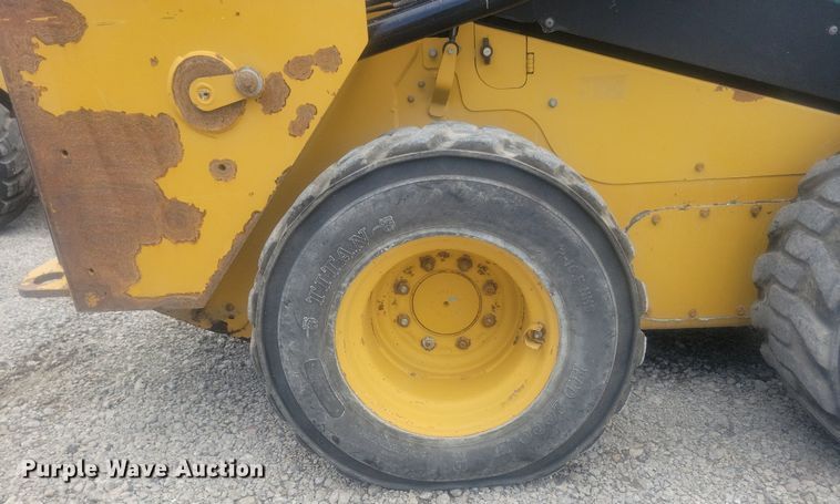 image for item DR4403 2019 Caterpillar 236D3 skid steer loader