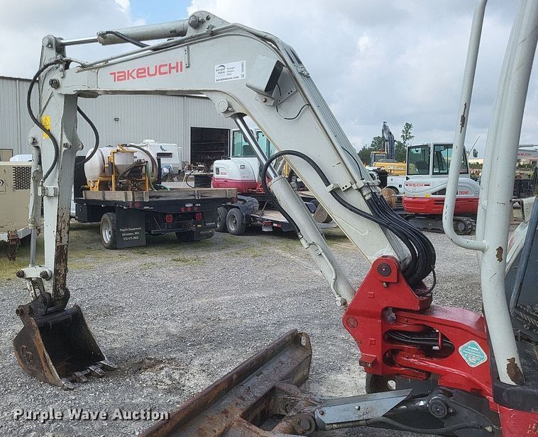 image for item DR4903 2017 Takeuchi  TB240 mini excavator
