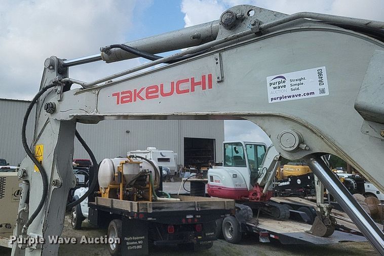 image for item DR4903 2017 Takeuchi  TB240 mini excavator