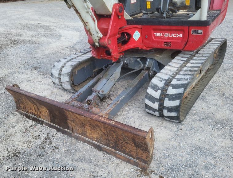 image for item DR4903 2017 Takeuchi  TB240 mini excavator