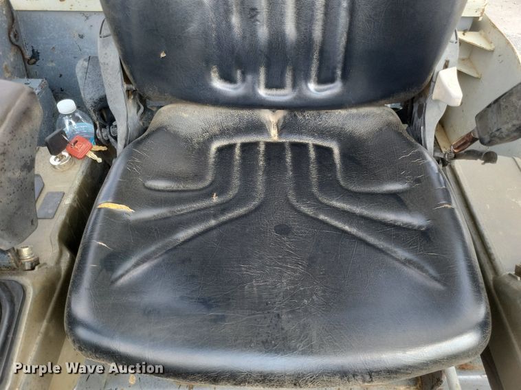 image for item DR4903 2017 Takeuchi  TB240 mini excavator