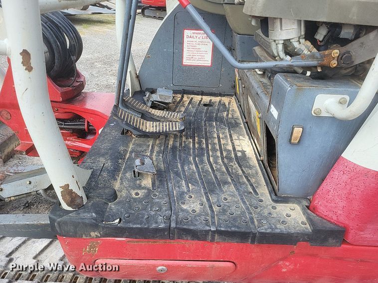 image for item DR4903 2017 Takeuchi  TB240 mini excavator