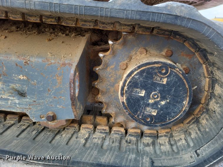 image for item DR4903 2017 Takeuchi  TB240 mini excavator