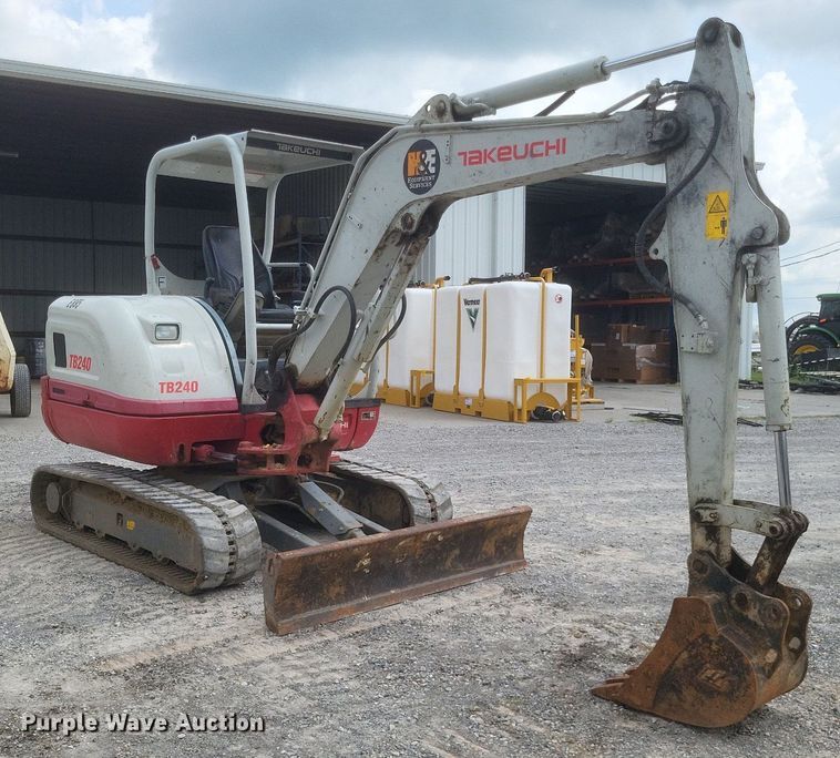 image for item DR4904 2018 Takeuchi  TB240 mini excavator