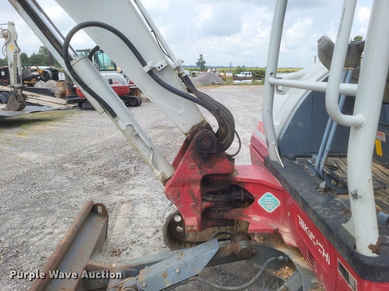 image for item DR4904 2018 Takeuchi  TB240 mini excavator
