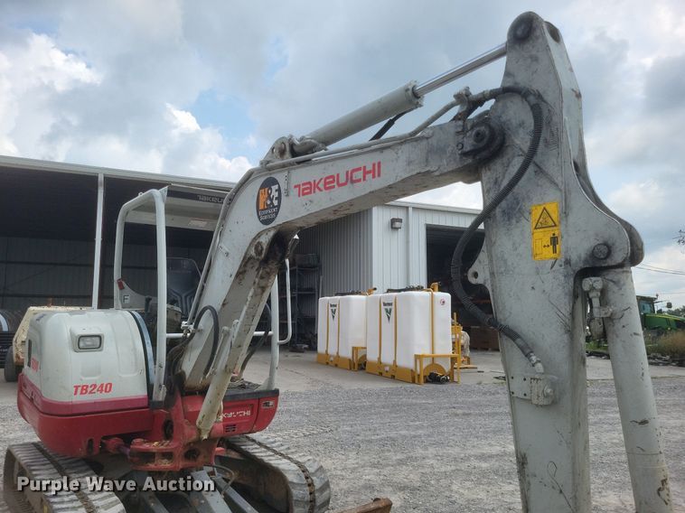 image for item DR4904 2018 Takeuchi  TB240 mini excavator