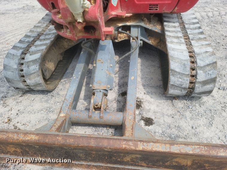 image for item DR4904 2018 Takeuchi  TB240 mini excavator