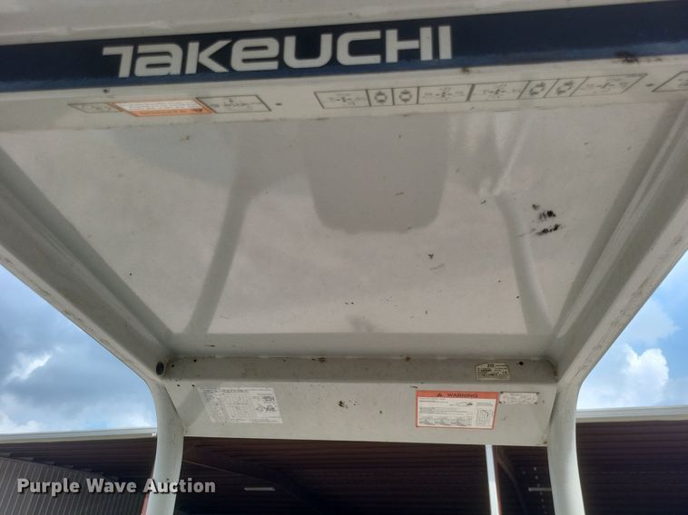 image for item DR4904 2018 Takeuchi  TB240 mini excavator