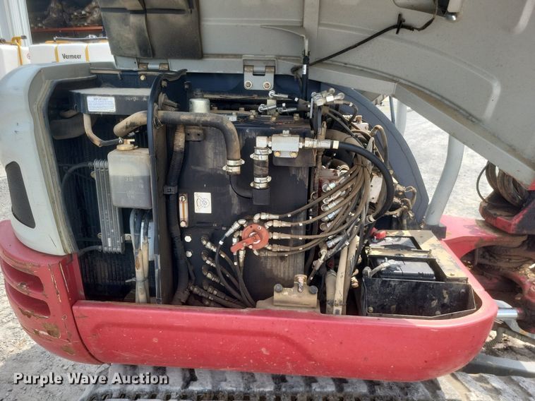 image for item DR4904 2018 Takeuchi  TB240 mini excavator