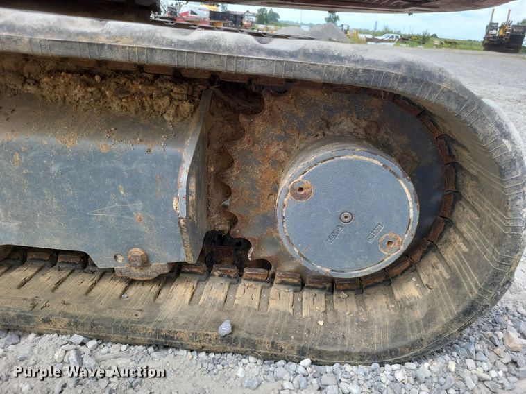 image for item DR4904 2018 Takeuchi  TB240 mini excavator