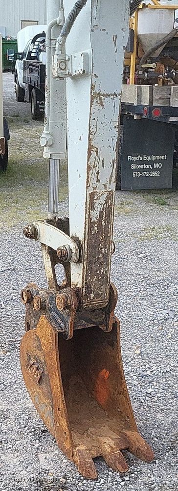 image for item DR4905 2017 Takeuchi  TB240 mini excavator