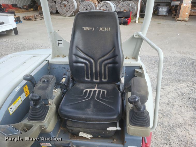 image for item DR4905 2017 Takeuchi  TB240 mini excavator