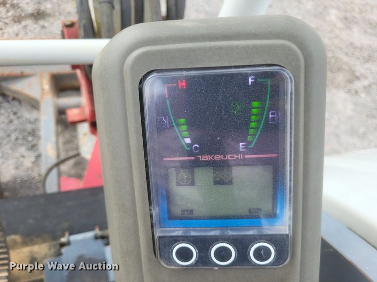 image for item DR4905 2017 Takeuchi  TB240 mini excavator