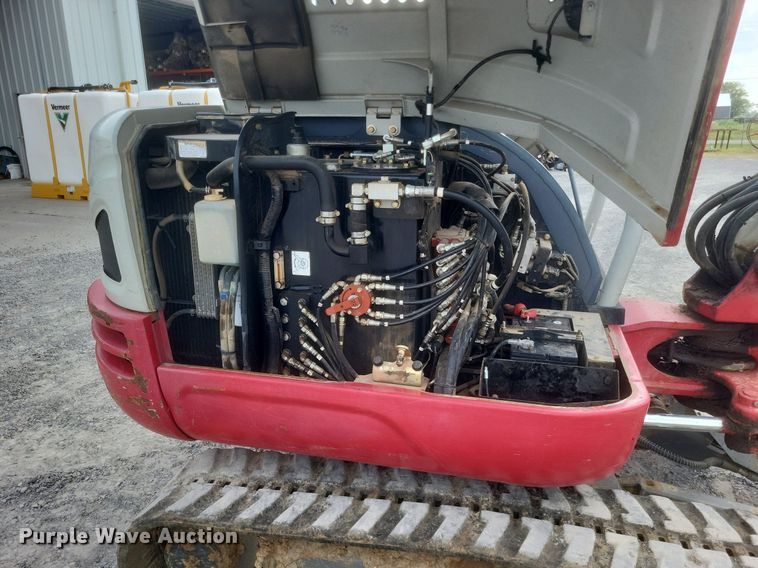 image for item DR4905 2017 Takeuchi  TB240 mini excavator