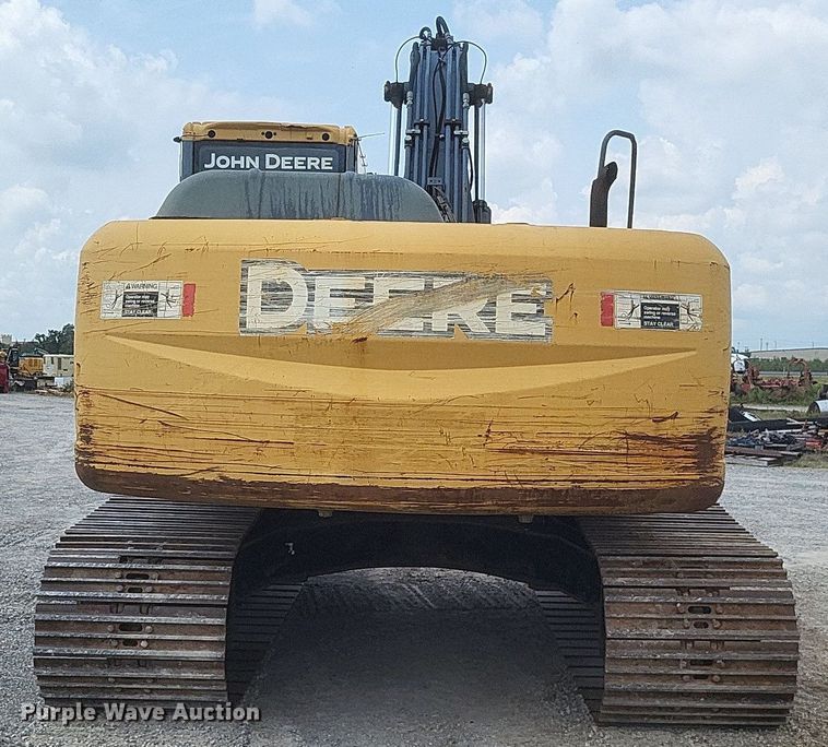 image for item DR4907 2008 John Deere  200D LC excavator