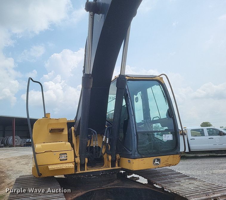 image for item DR4907 2008 John Deere  200D LC excavator