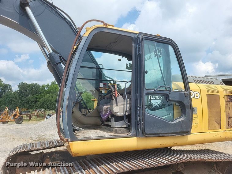 image for item DR4907 2008 John Deere  200D LC excavator